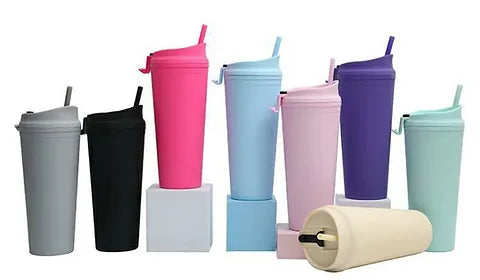 22oz Double walled travel tumbler with straw